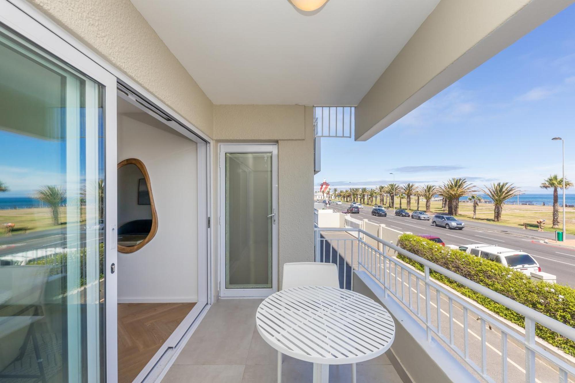 Mouille Point Apartments ケープタウン エクステリア 写真